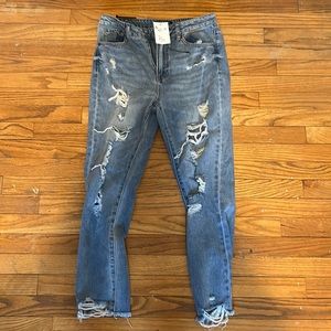 Cropped ripped jeans size 7/27